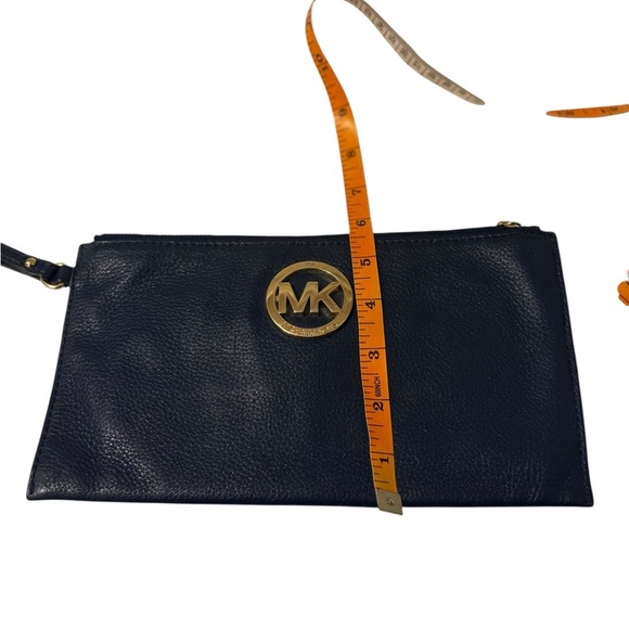 Michael Kors nevy blue Clutch with Gold Logo - Picture 7 of 10